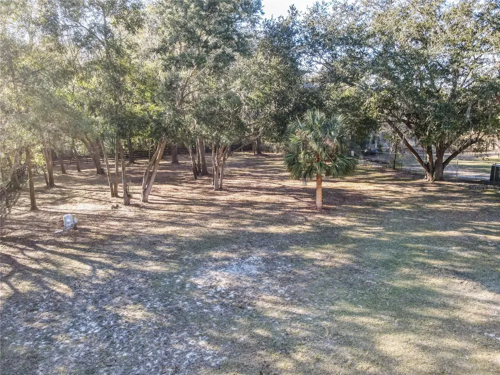 949 Hawk Landing Fruitland Park FL 34731