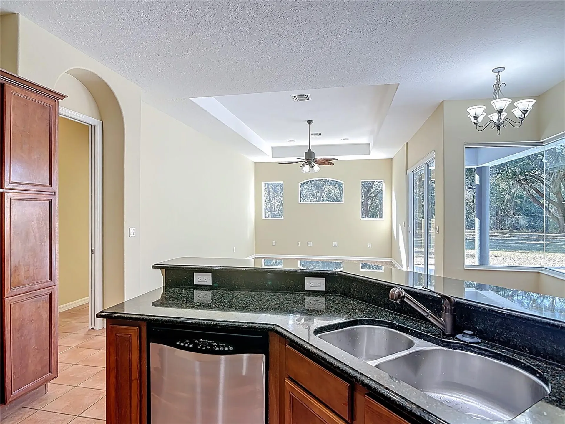 949 Hawk Landing Fruitland Park FL 34731