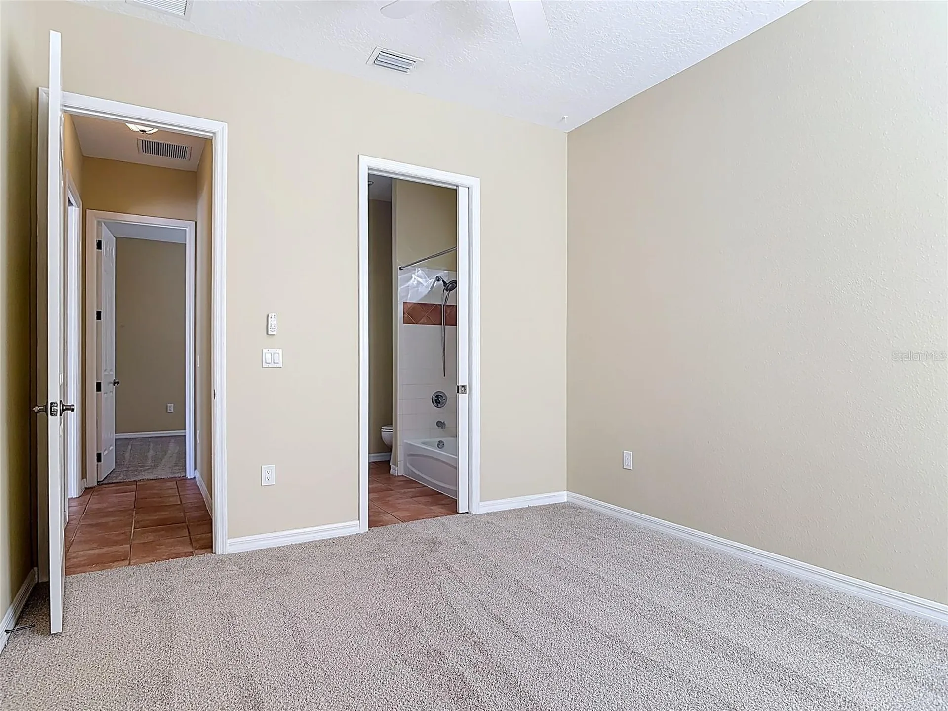 949 Hawk Landing Fruitland Park FL 34731
