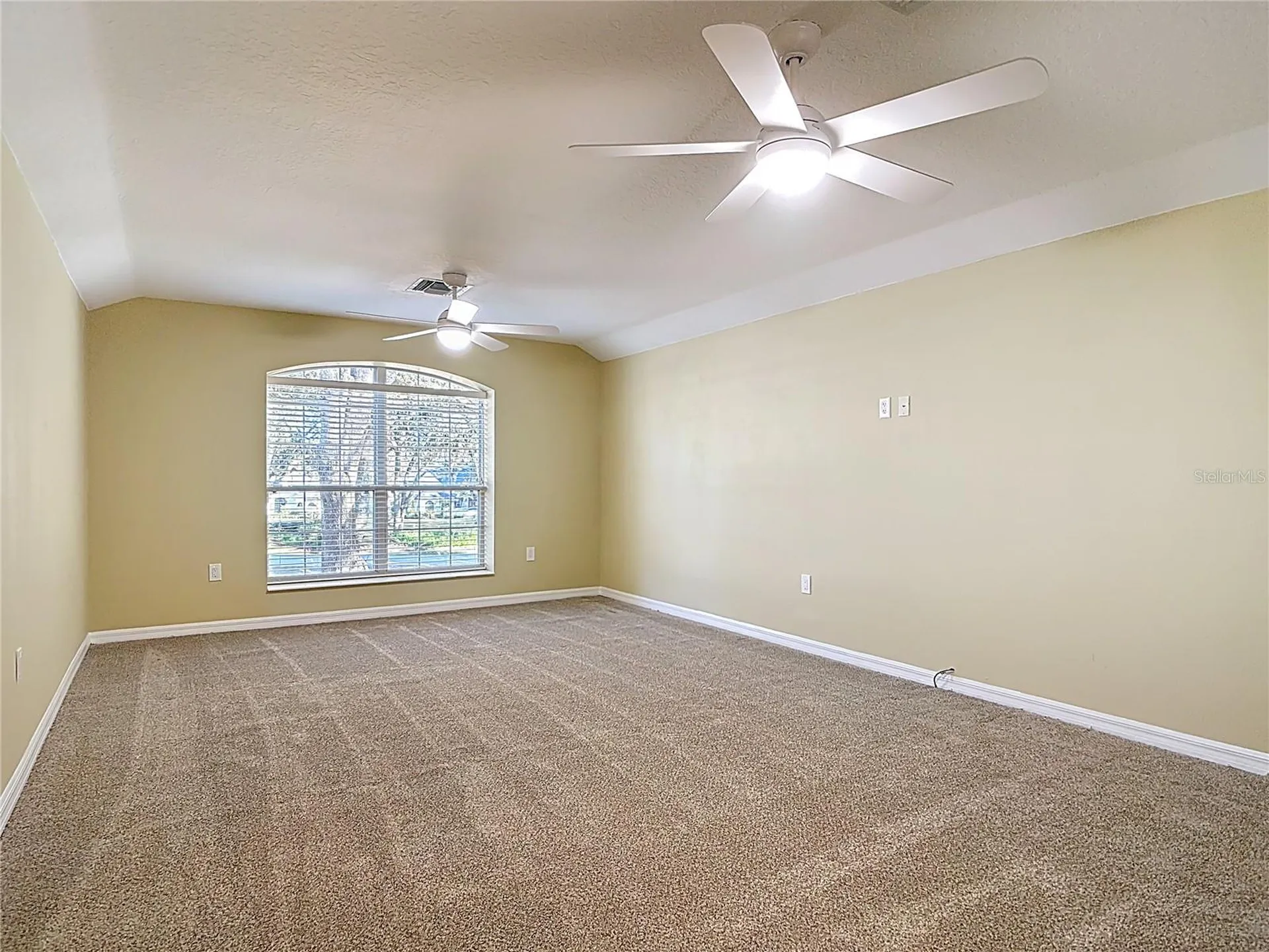 949 Hawk Landing Fruitland Park FL 34731
