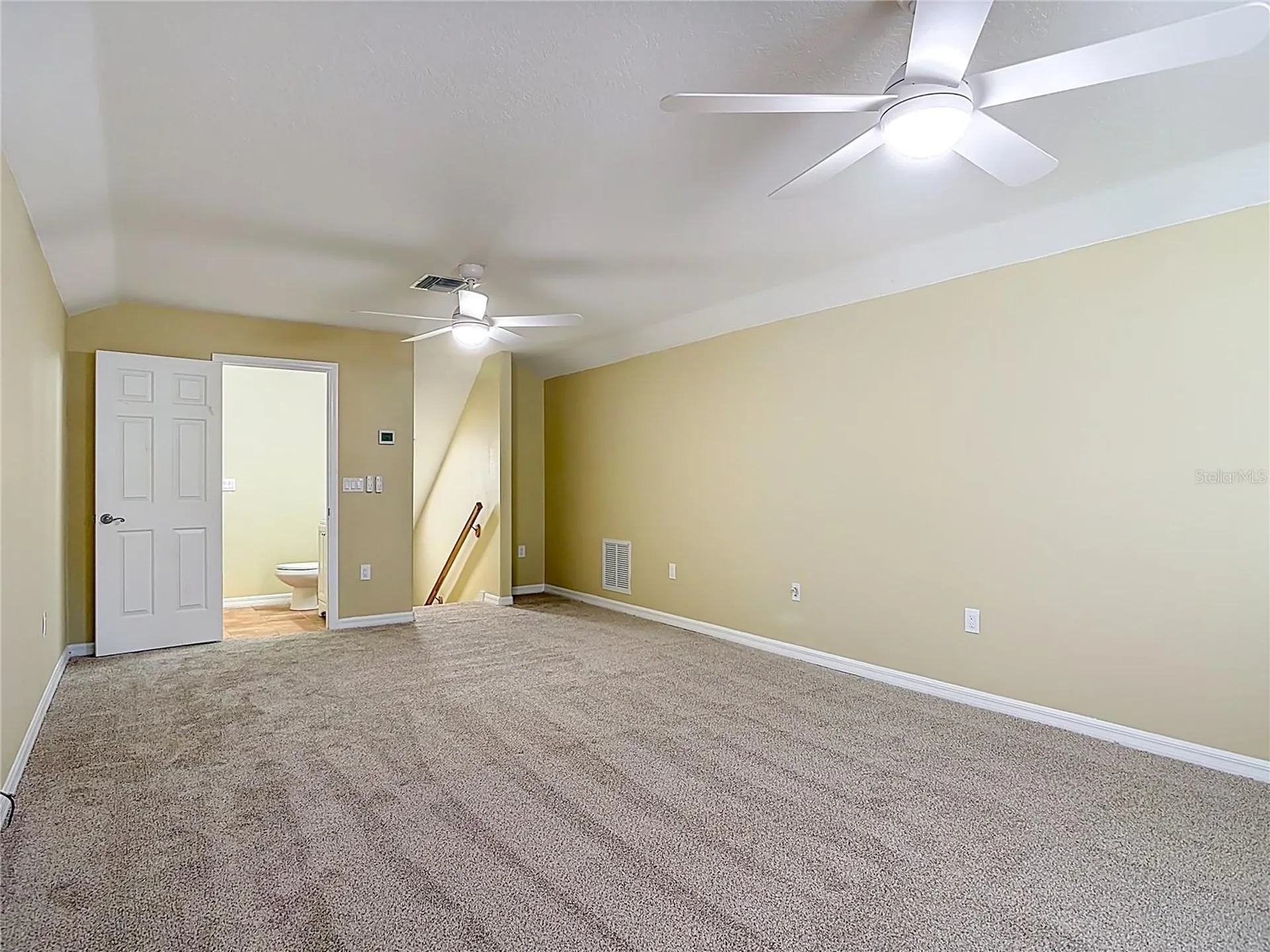 949 Hawk Landing Fruitland Park FL 34731