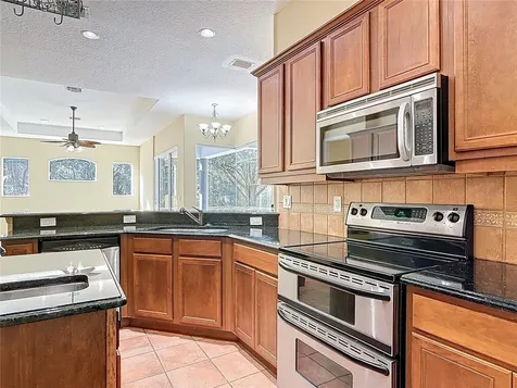 949 Hawk Landing Fruitland Park FL 34731