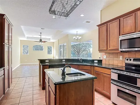 949 Hawk Landing Fruitland Park FL 34731