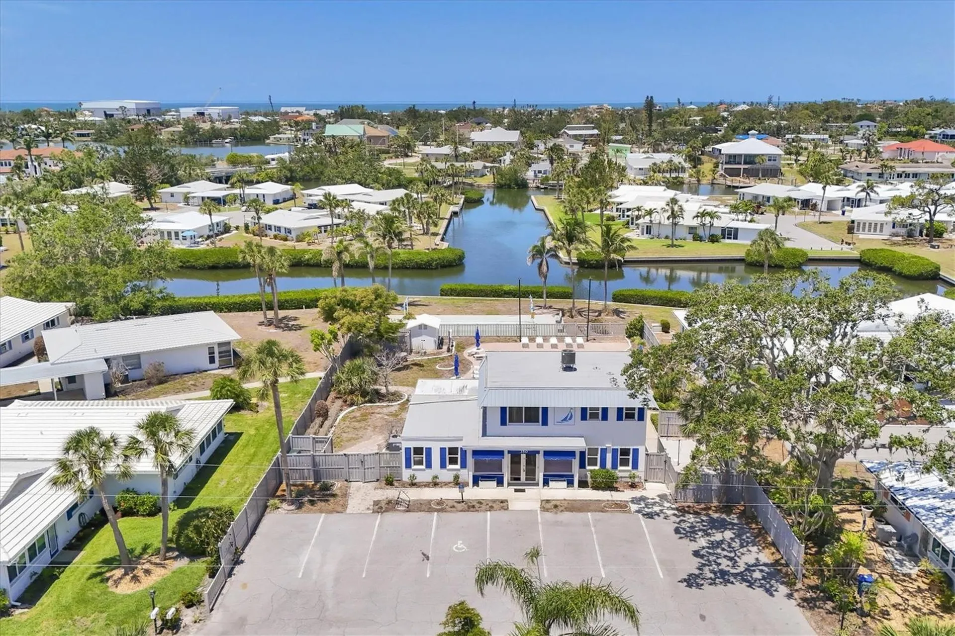 621 Fair Winds Drive Nokomis FL 34275