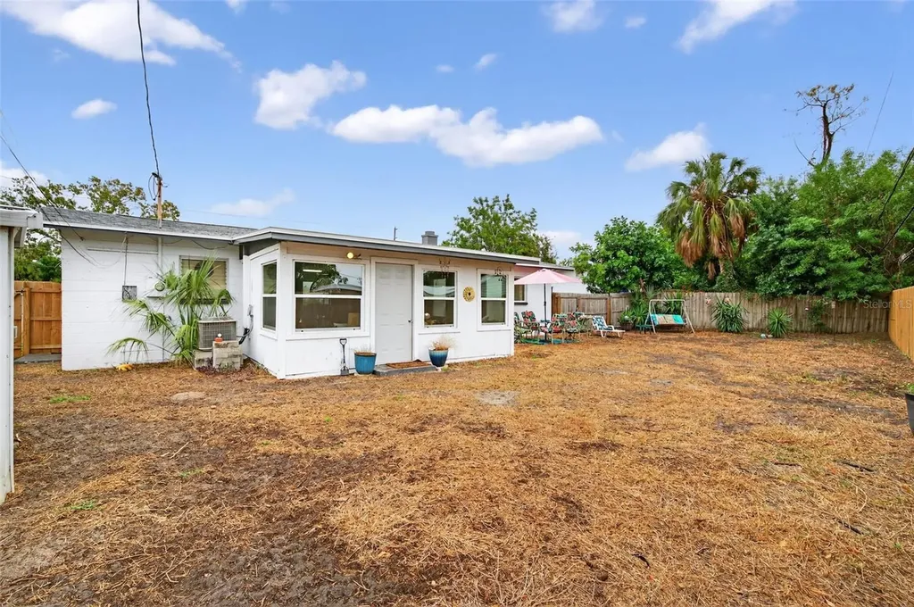 4273 Elkcam Boulevard SE St Petersburg FL 33705