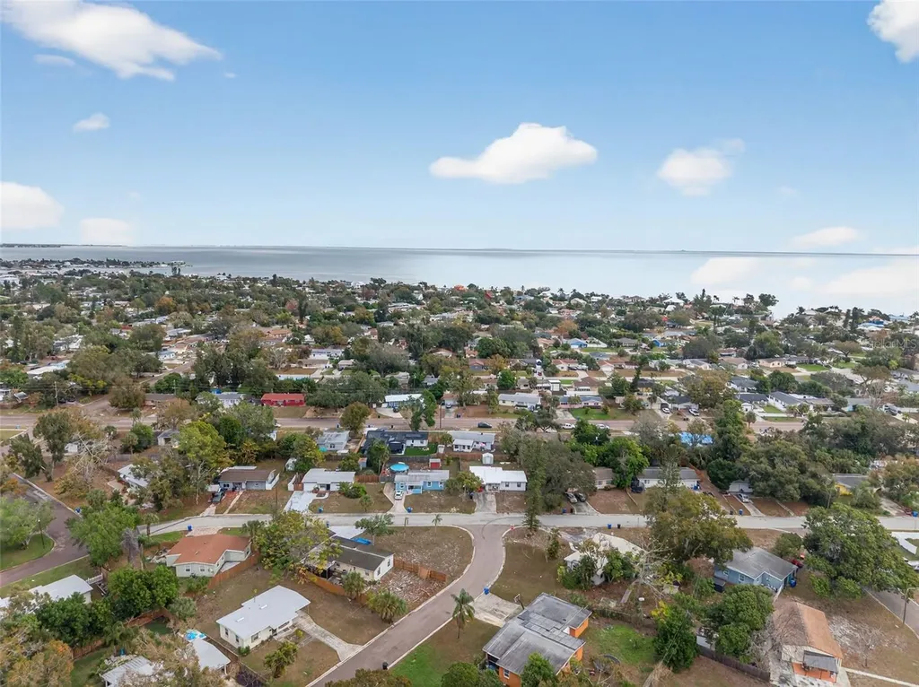 4273 Elkcam Boulevard SE St Petersburg FL 33705