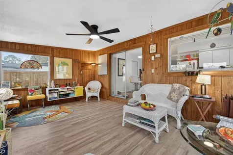 4273 Elkcam Boulevard SE St Petersburg FL 33705