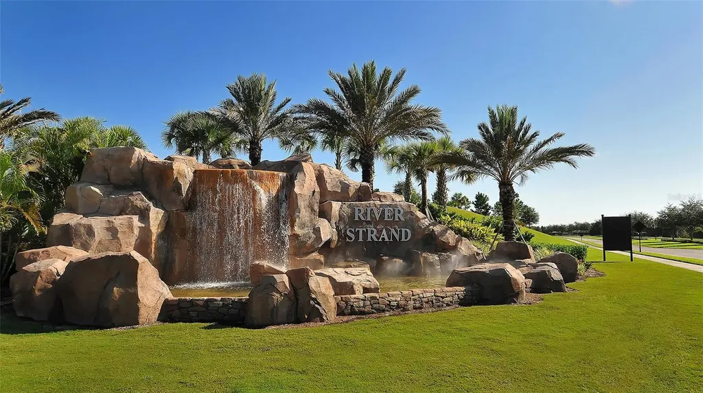 523 Grand Preserve Cove Bradenton FL 34212