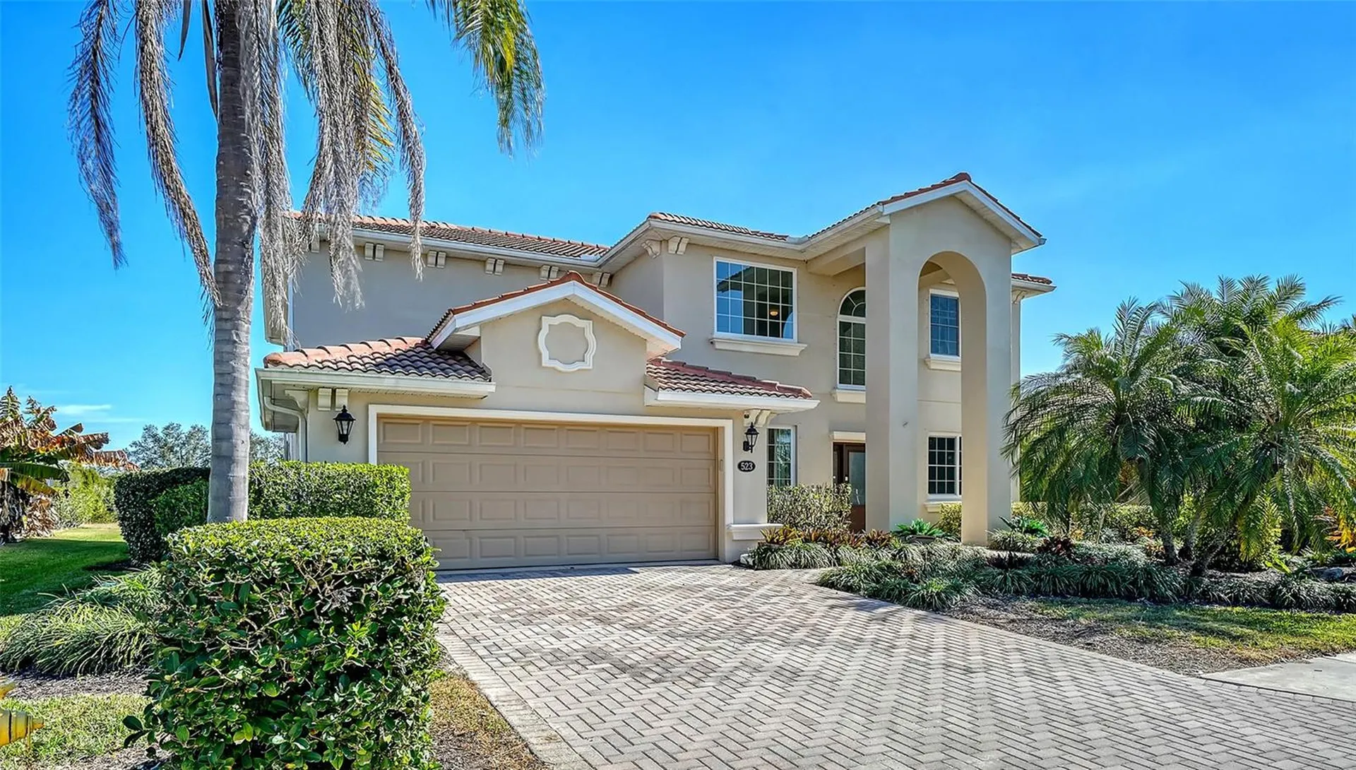 523 Grand Preserve Cove Bradenton FL 34212