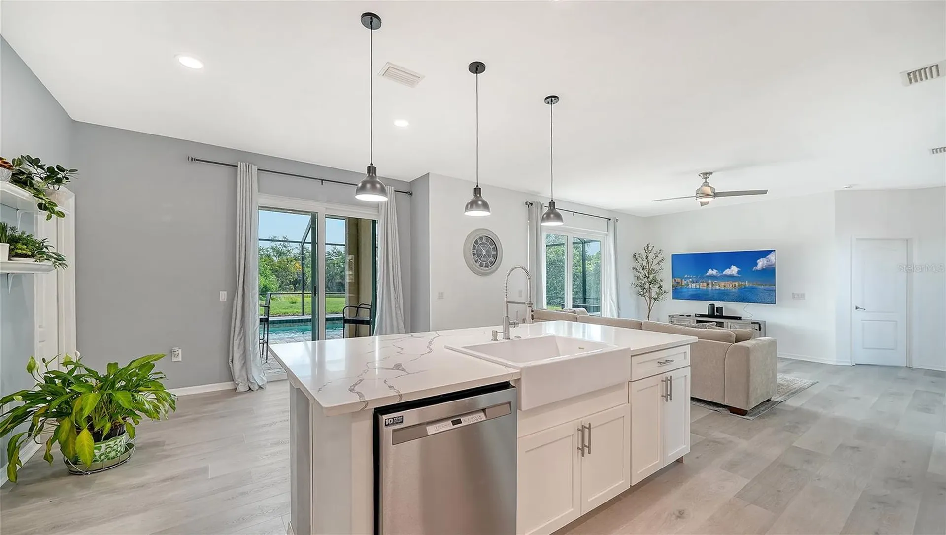 523 Grand Preserve Cove Bradenton FL 34212