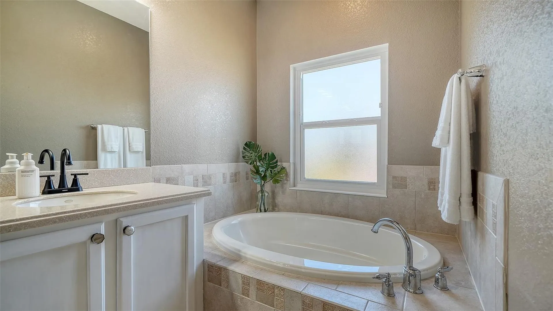523 Grand Preserve Cove Bradenton FL 34212