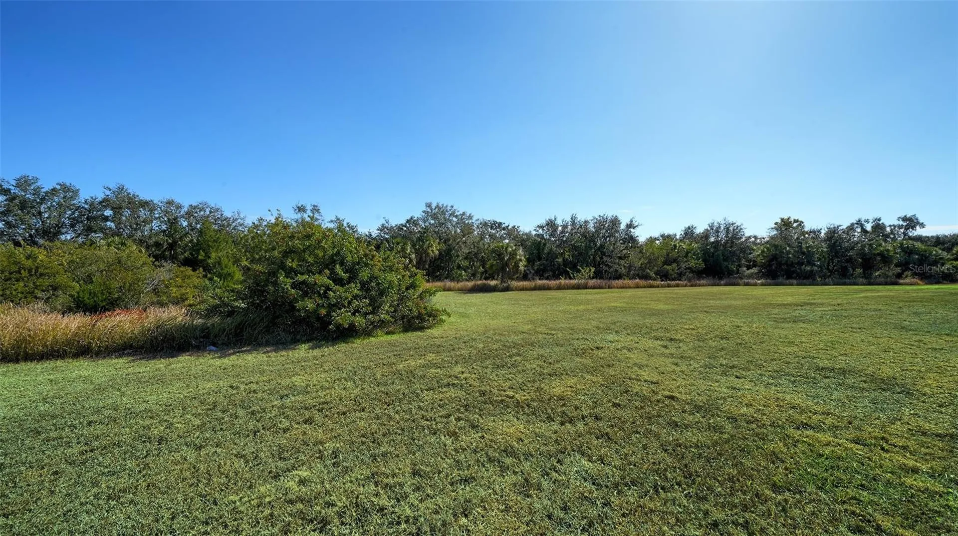 523 Grand Preserve Cove Bradenton FL 34212