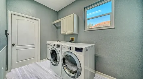 523 Grand Preserve Cove Bradenton FL 34212