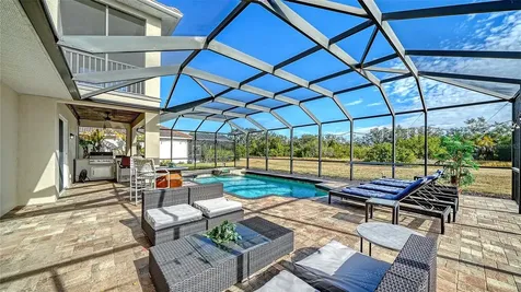 523 Grand Preserve Cove Bradenton FL 34212