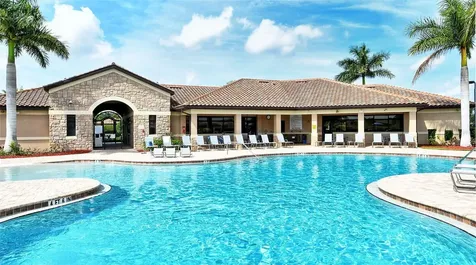 523 Grand Preserve Cove Bradenton FL 34212
