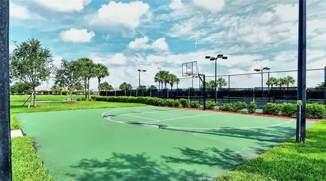 523 Grand Preserve Cove Bradenton FL 34212