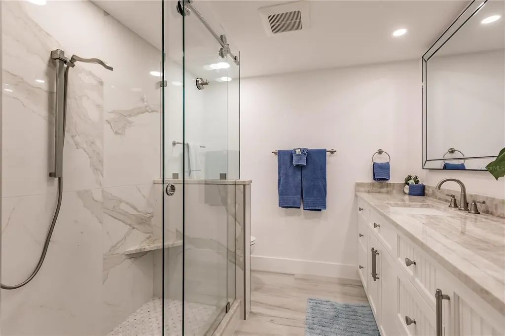 6042 W Peppertree Way Sarasota FL 34242