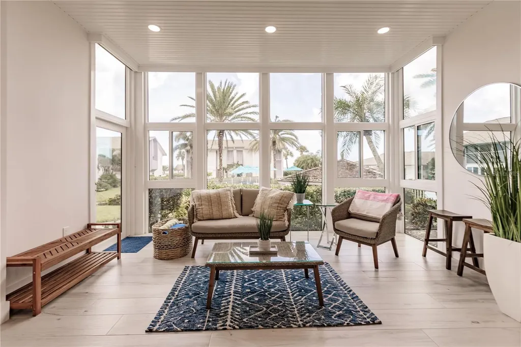 6042 W Peppertree Way Sarasota FL 34242