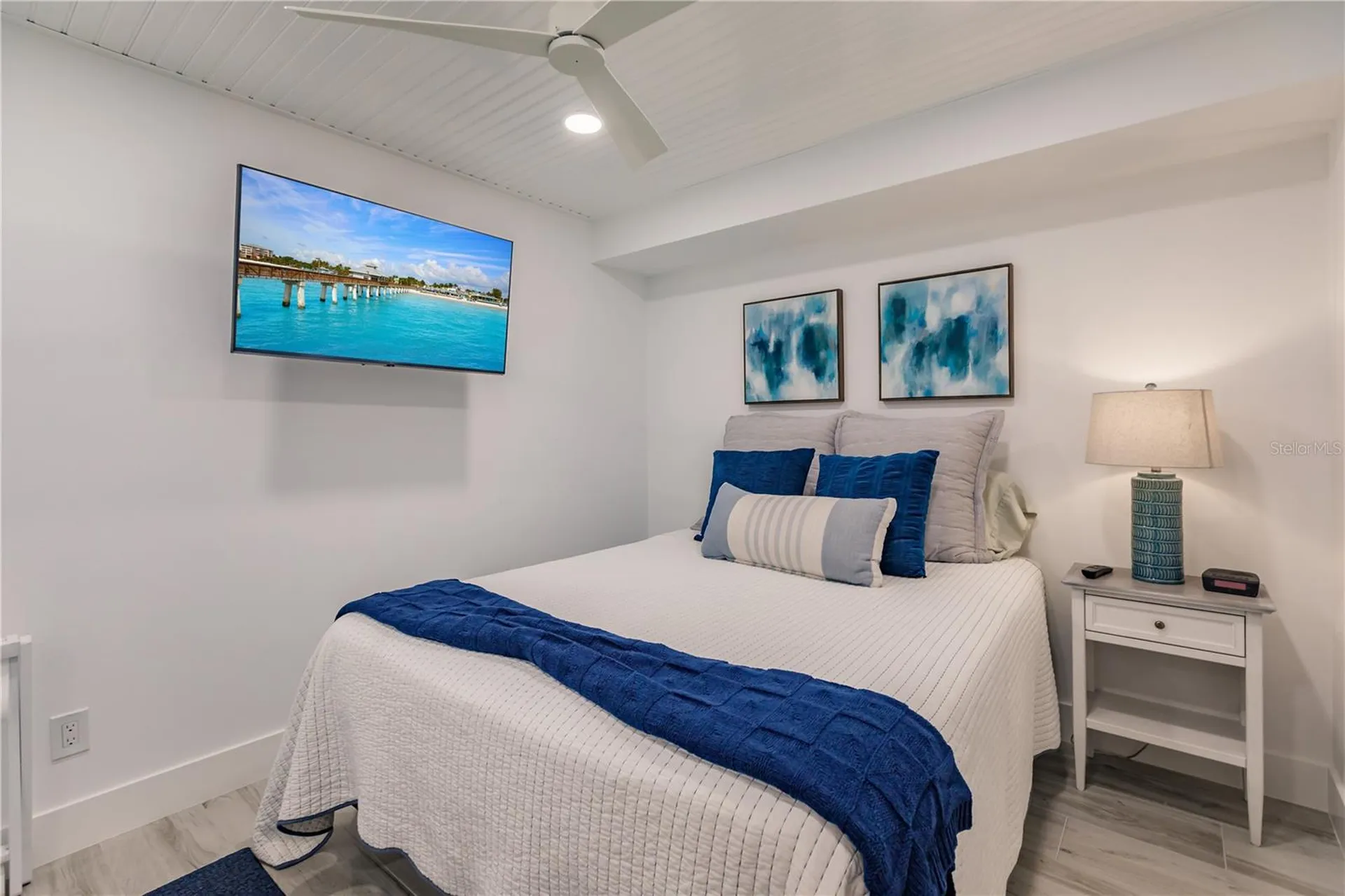 6042 W Peppertree Way Sarasota FL 34242