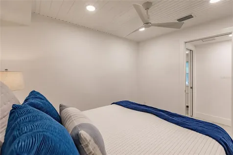 6042 W Peppertree Way Sarasota FL 34242