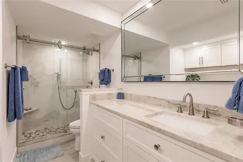 6042 W Peppertree Way Sarasota FL 34242