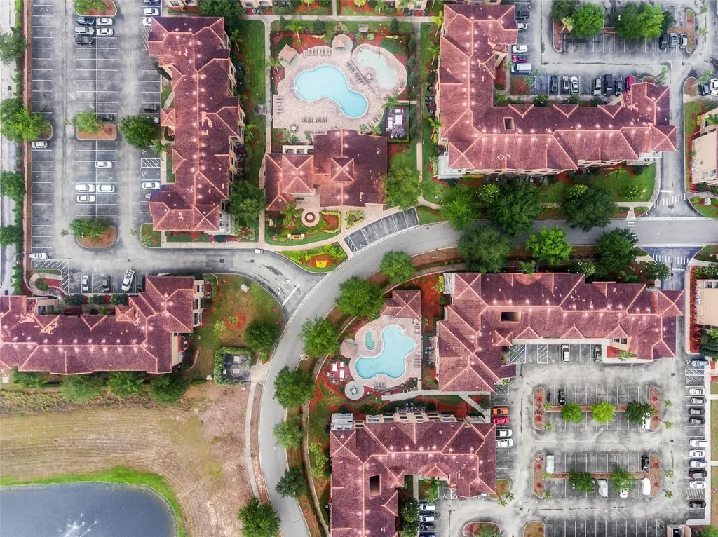 909 Charo Parkway Davenport FL 33897