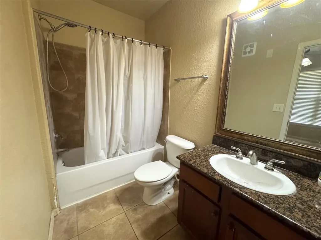909 Charo Parkway Davenport FL 33897