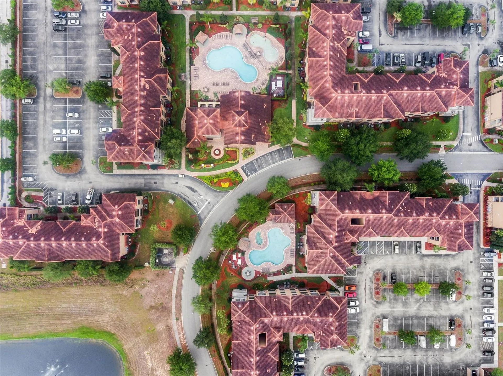 909 Charo Parkway Davenport FL 33897
