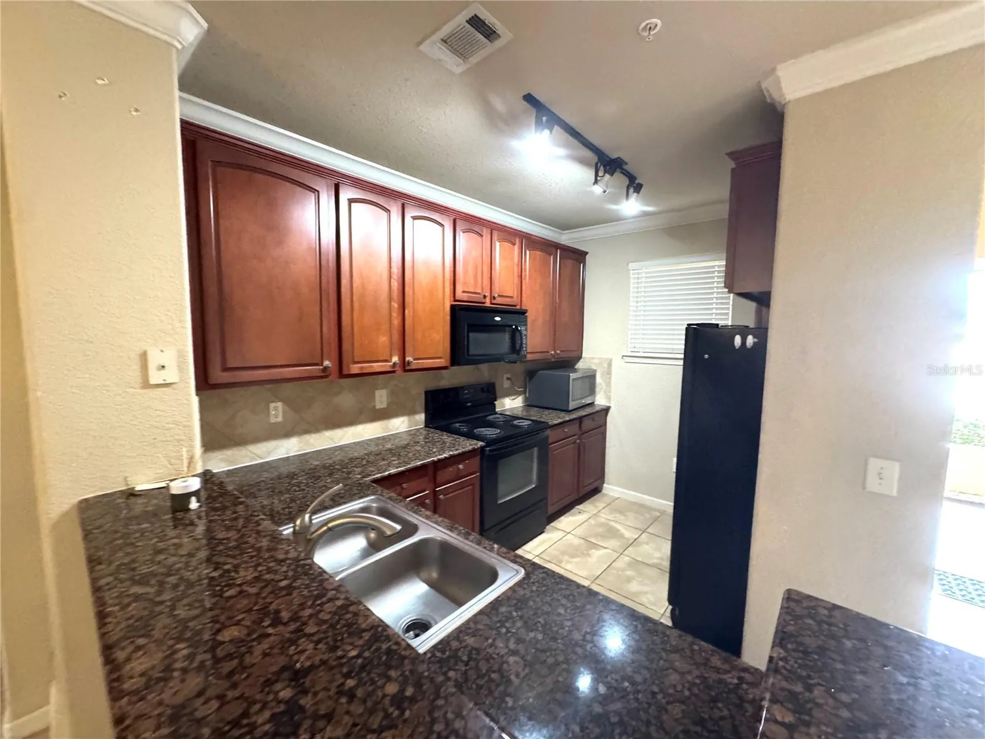 909 Charo Parkway Davenport FL 33897