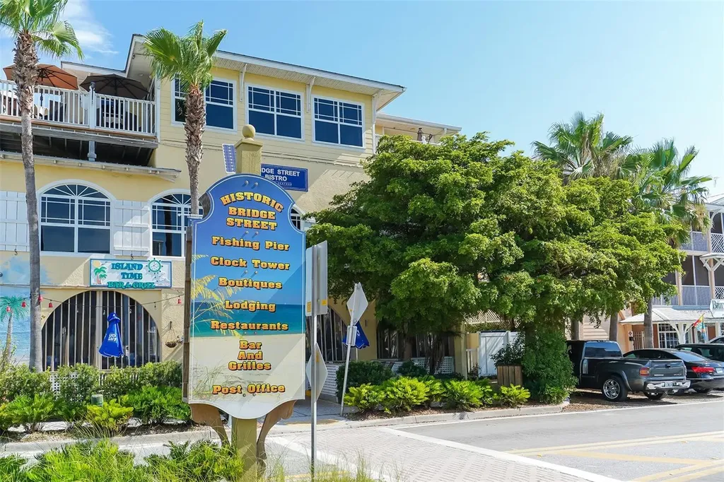 4216 Plumosa Street W Bradenton FL 34210