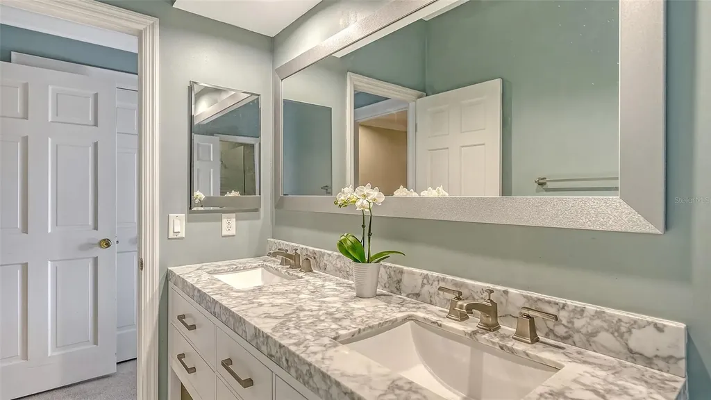 57 Bishops Court Road Osprey FL 34229