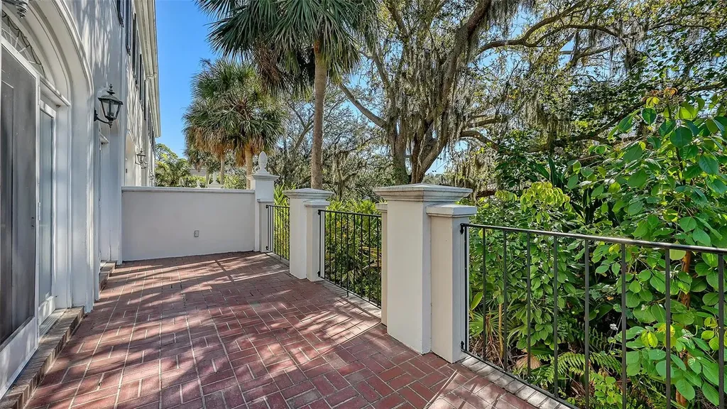 57 Bishops Court Road Osprey FL 34229