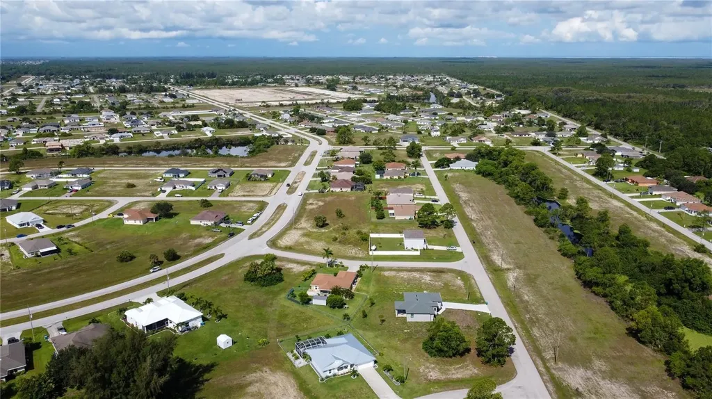 4239 E Gator Circle Cape Coral FL 33909
