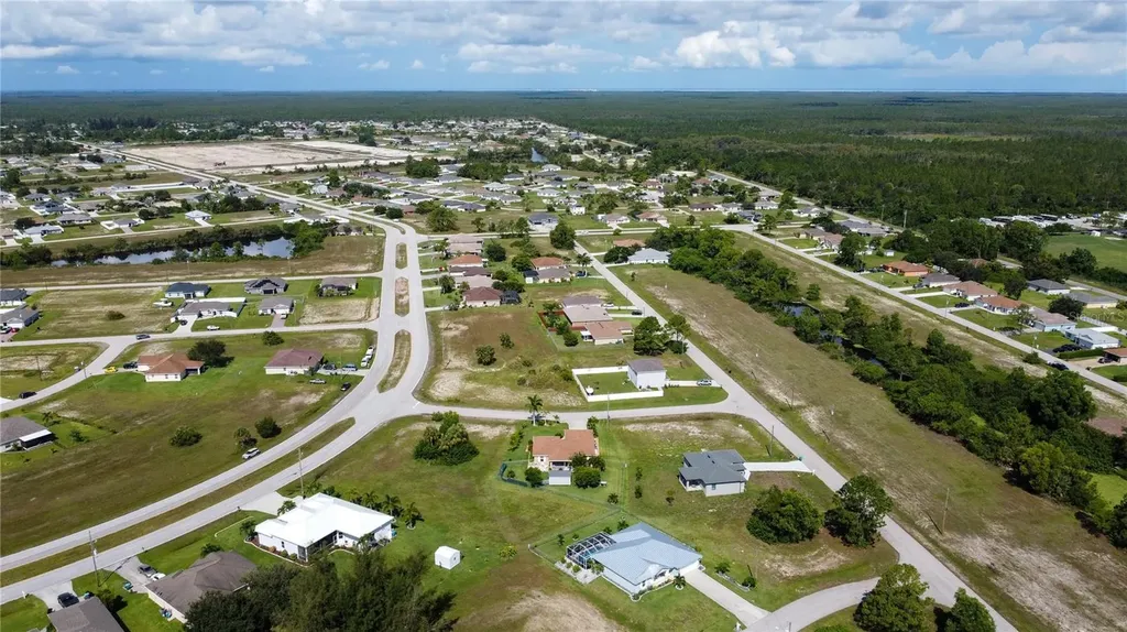 4239 E Gator Circle Cape Coral FL 33909