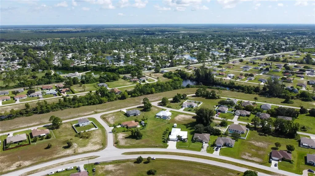 4239 E Gator Circle Cape Coral FL 33909