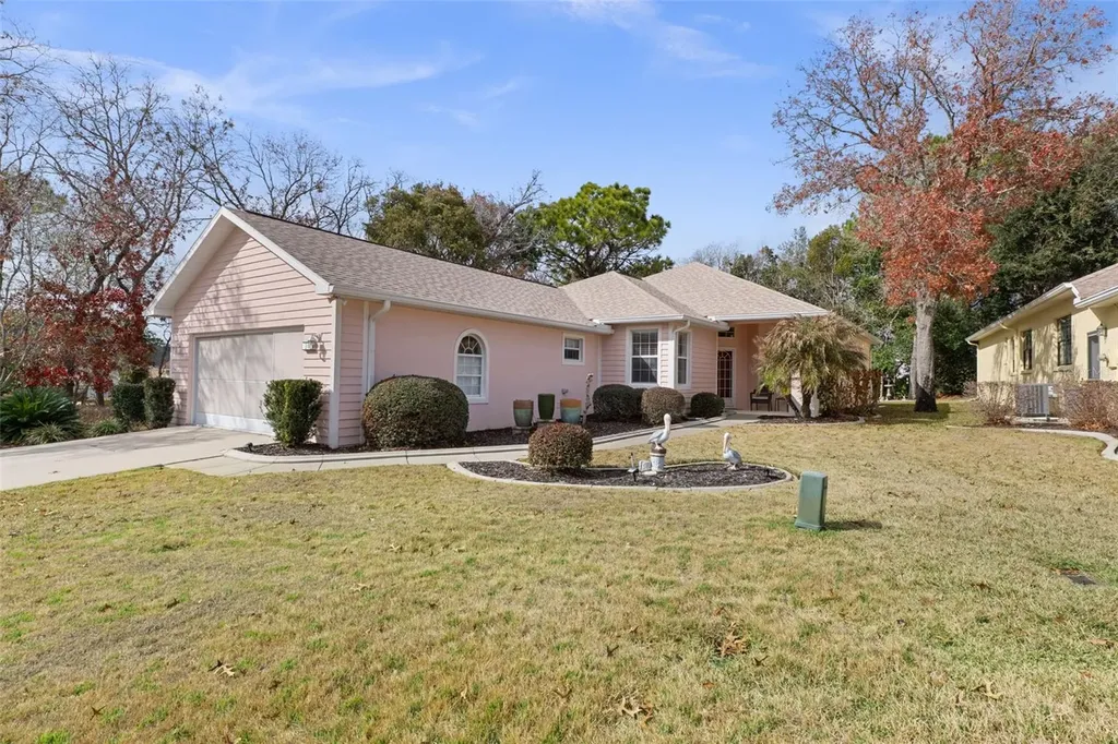 31 W Byrsonima Loop Homosassa FL 34446