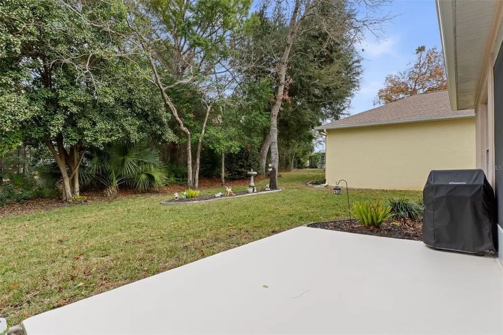 31 W Byrsonima Loop Homosassa FL 34446