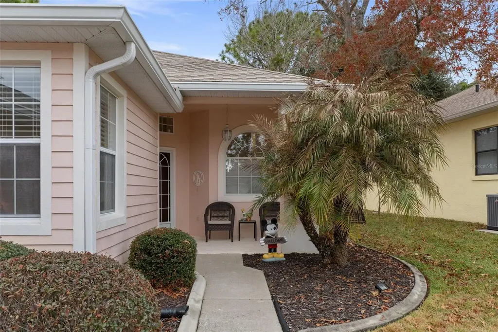 31 W Byrsonima Loop Homosassa FL 34446