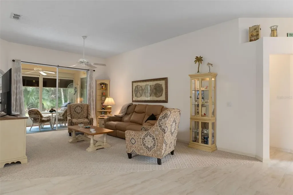 31 W Byrsonima Loop Homosassa FL 34446