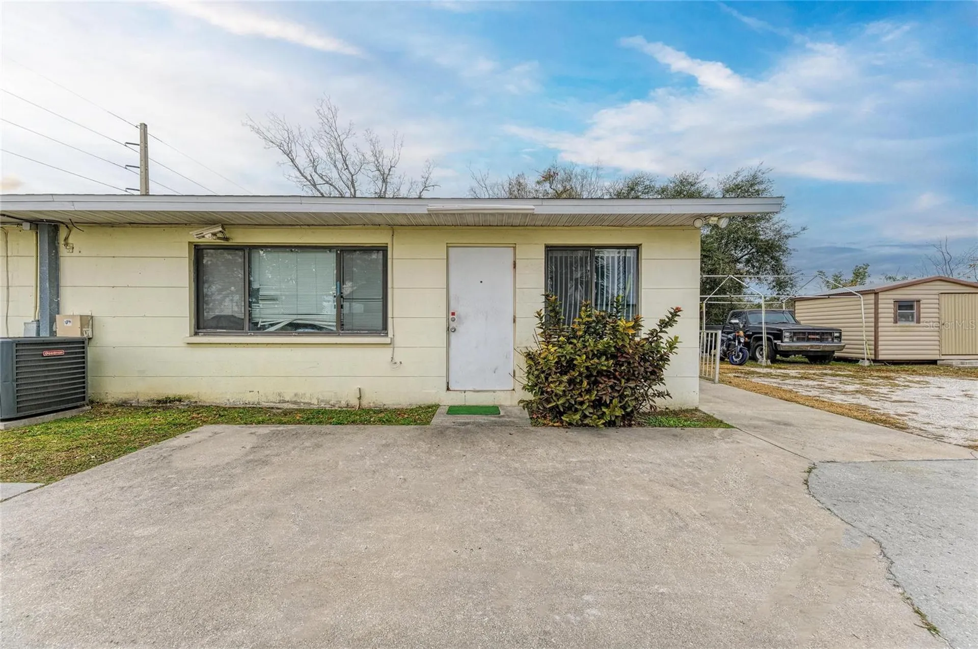 1205 44th Avenue E Bradenton FL 34203