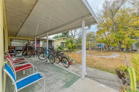 1205 44th Avenue E Bradenton FL 34203