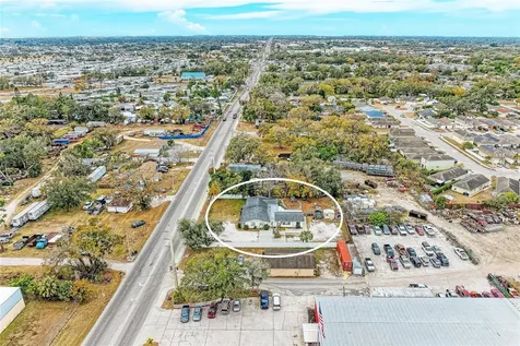 1205 44th Avenue E Bradenton FL 34203