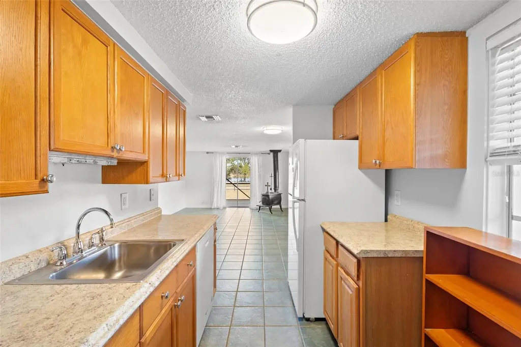 42554 Maggie Jones Road Paisley FL 32767