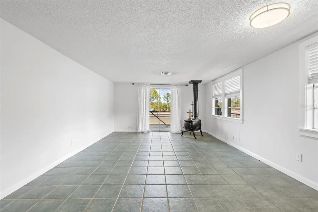 42554 Maggie Jones Road Paisley FL 32767