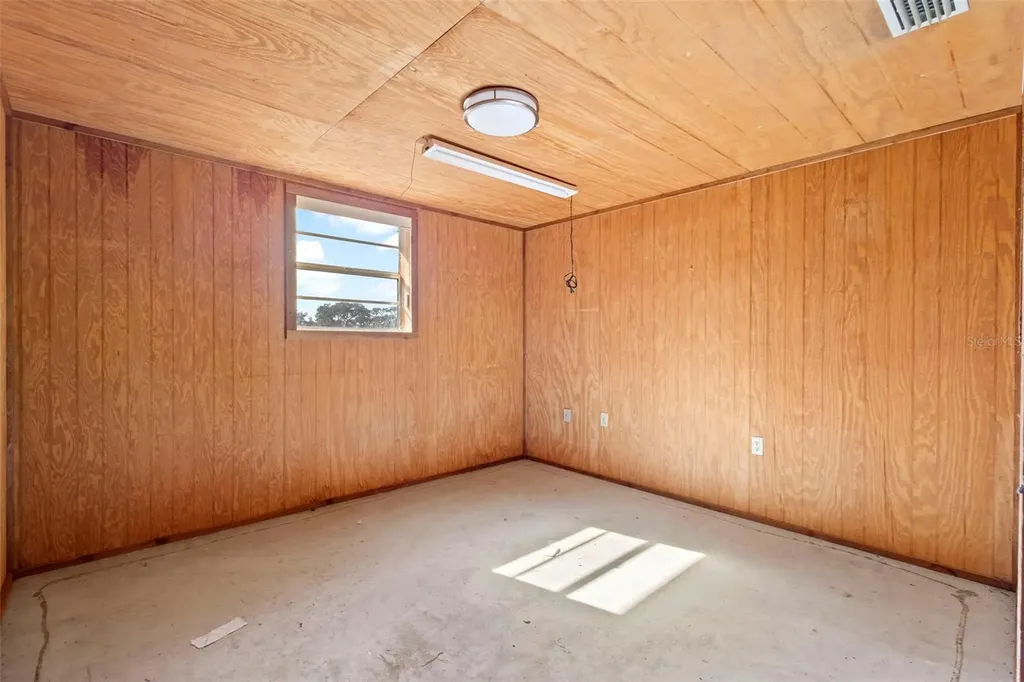 42554 Maggie Jones Road Paisley FL 32767