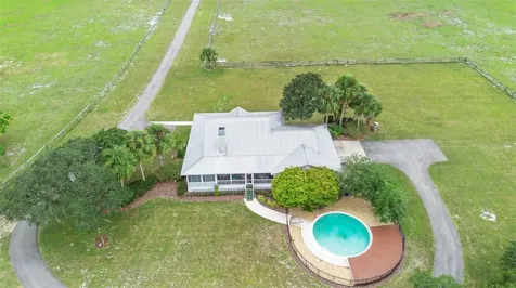 42554 Maggie Jones Road Paisley FL 32767