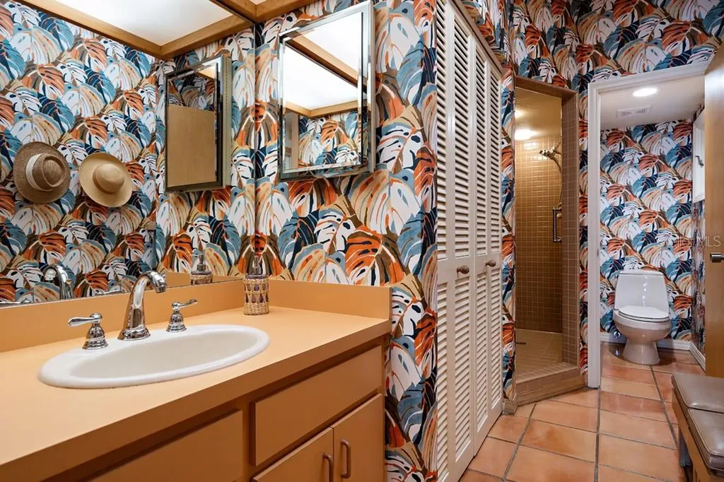 16000 Gulf Boulevard Redington Beach FL 33708