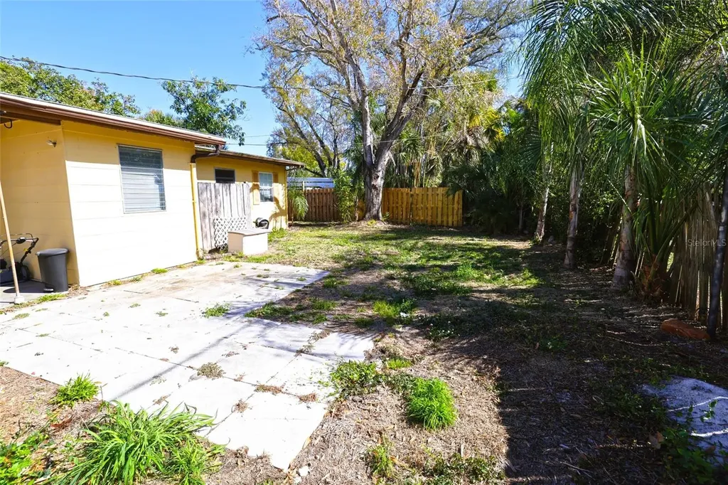 2342 Margaret Street Sarasota FL 34237