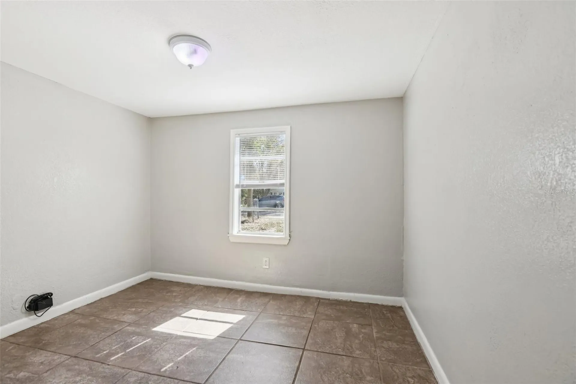 2010 E Yukon Street Tampa FL 33604