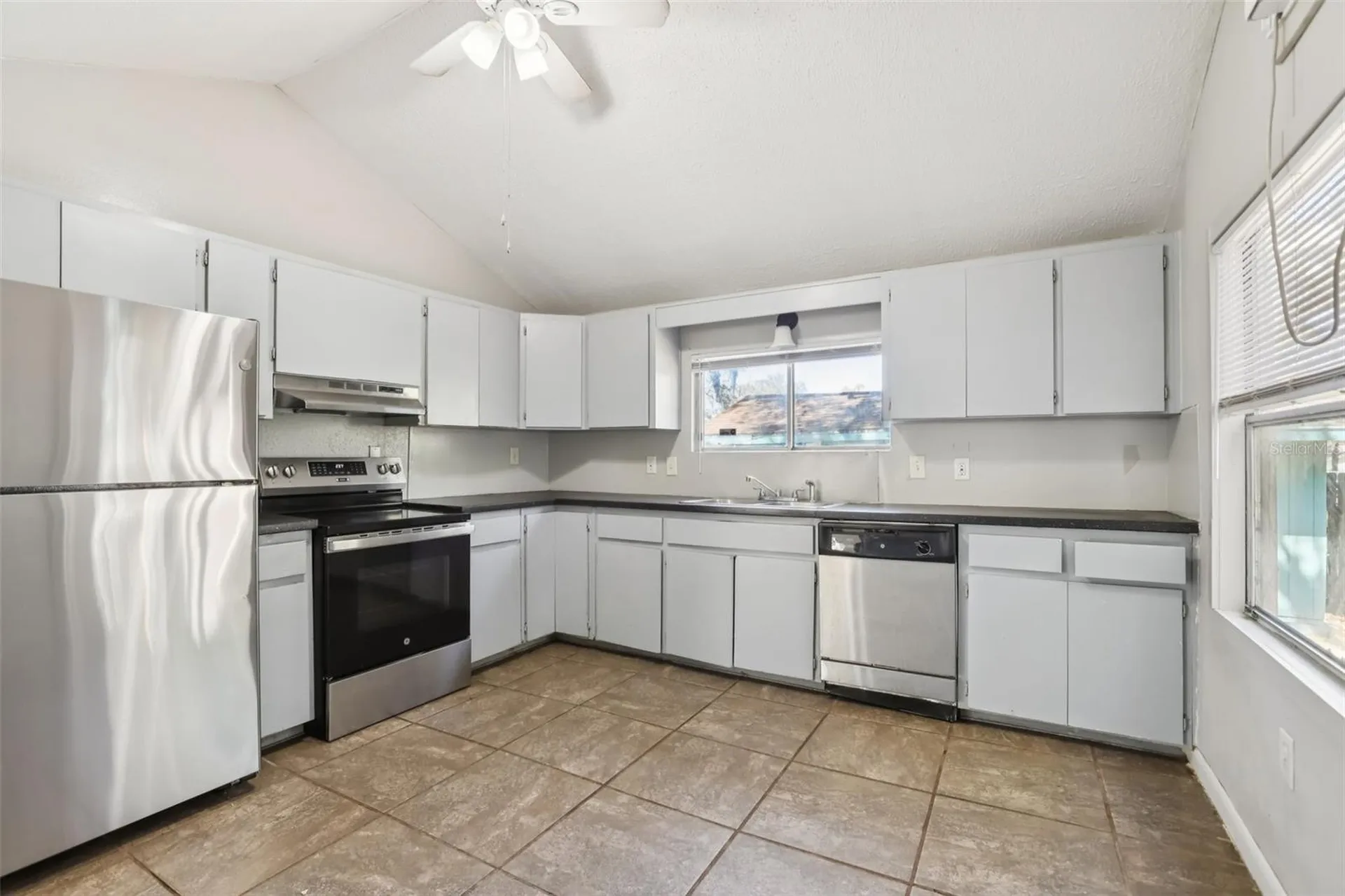2010 E Yukon Street Tampa FL 33604